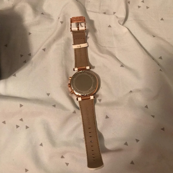 Michael Kors Watch - Picture 3 of 4
